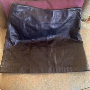 Context 💯 genuine leather black skirt with side zipper NWOT